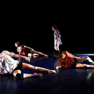 Tiana Lung, Courtney Raftry, Kristina Richmond and Maddie Tratt  performing A Memory - Ev+Bow.